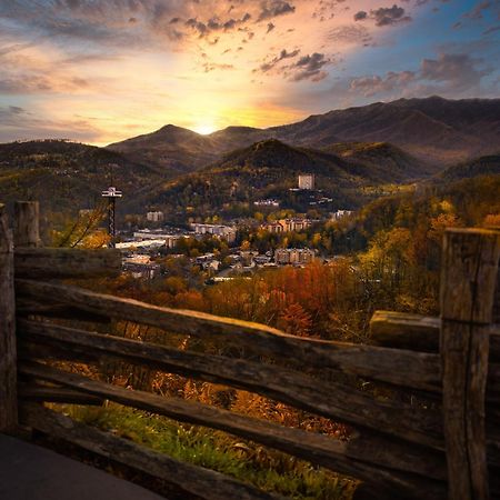 Breathtaking View, Hot Tub, 1089 Of Free Attraction Tickets For Each Paid Day, Dollywood And More! Sevierville Exterior foto